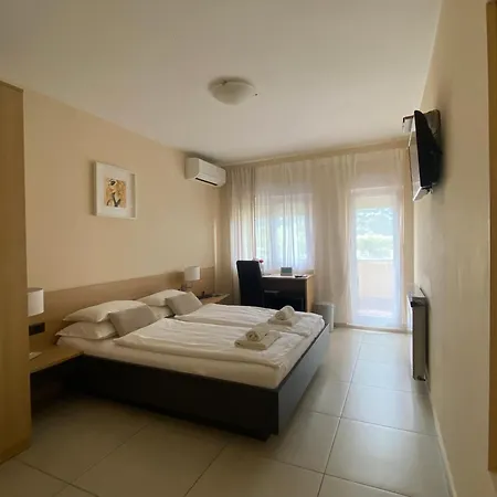 Dani فندق مبيت وإفطار