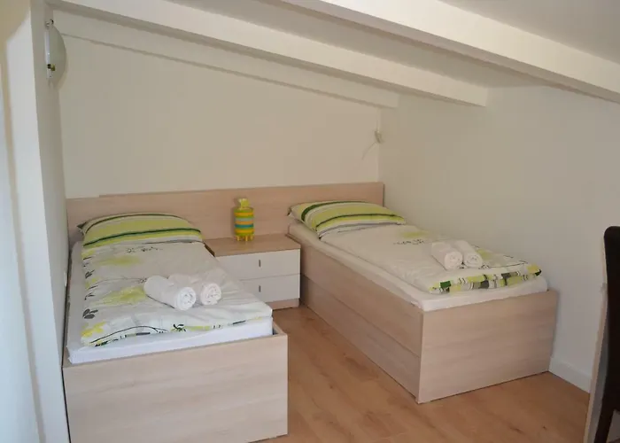 Dani Nocleg ze śniadaniem 3*