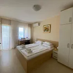Dani B&B Baška