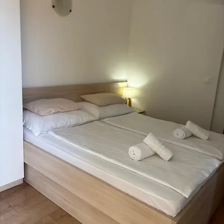 Dani 3* Baška