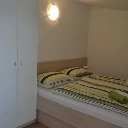 Dani Nocleg ze śniadaniem 3*